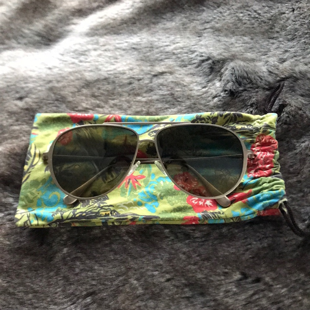 Maui Jim womens polarized aviator sunglasses